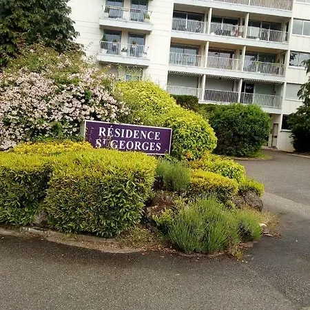 Sombang Pansiyon Ferney Voltaire